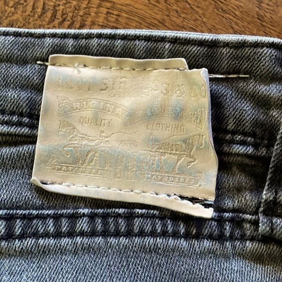 Women’s Levi’s Low Twist - Picture 4 of 6